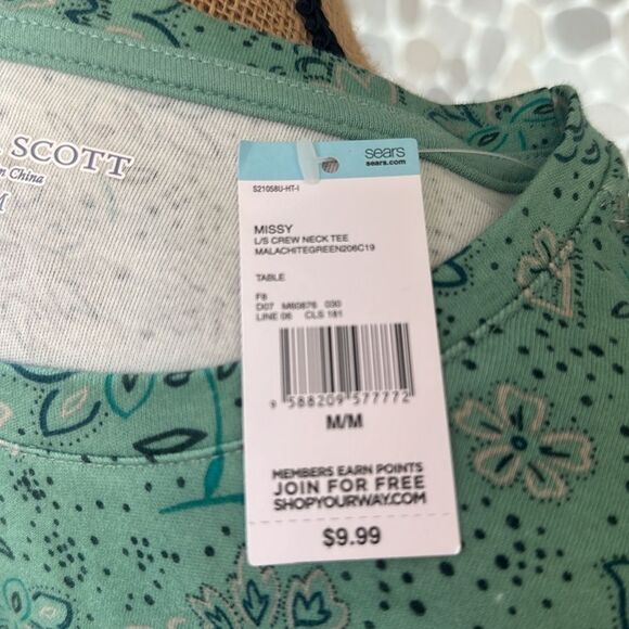 NWT Laura Scott long sleeve green patterned crewneck tee - size M - Picture 8 of 8